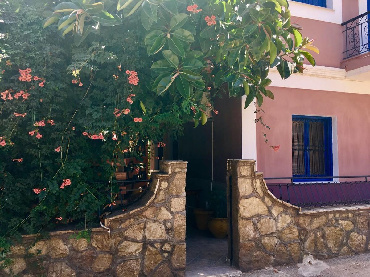 "Stelios & Galini" Hotel Сими Екстериор снимка
